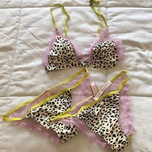 Victoria Secret VS bralette & 2 panties size S
